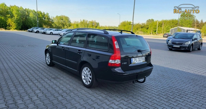 Volvo V50 cena 13900 przebieg: 233000, rok produkcji 2004 z Skierniewice małe 704